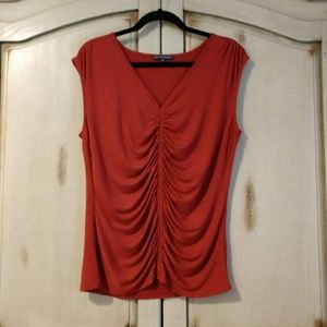 Lovely Adrianna Papell Size Large Knit Top Red
